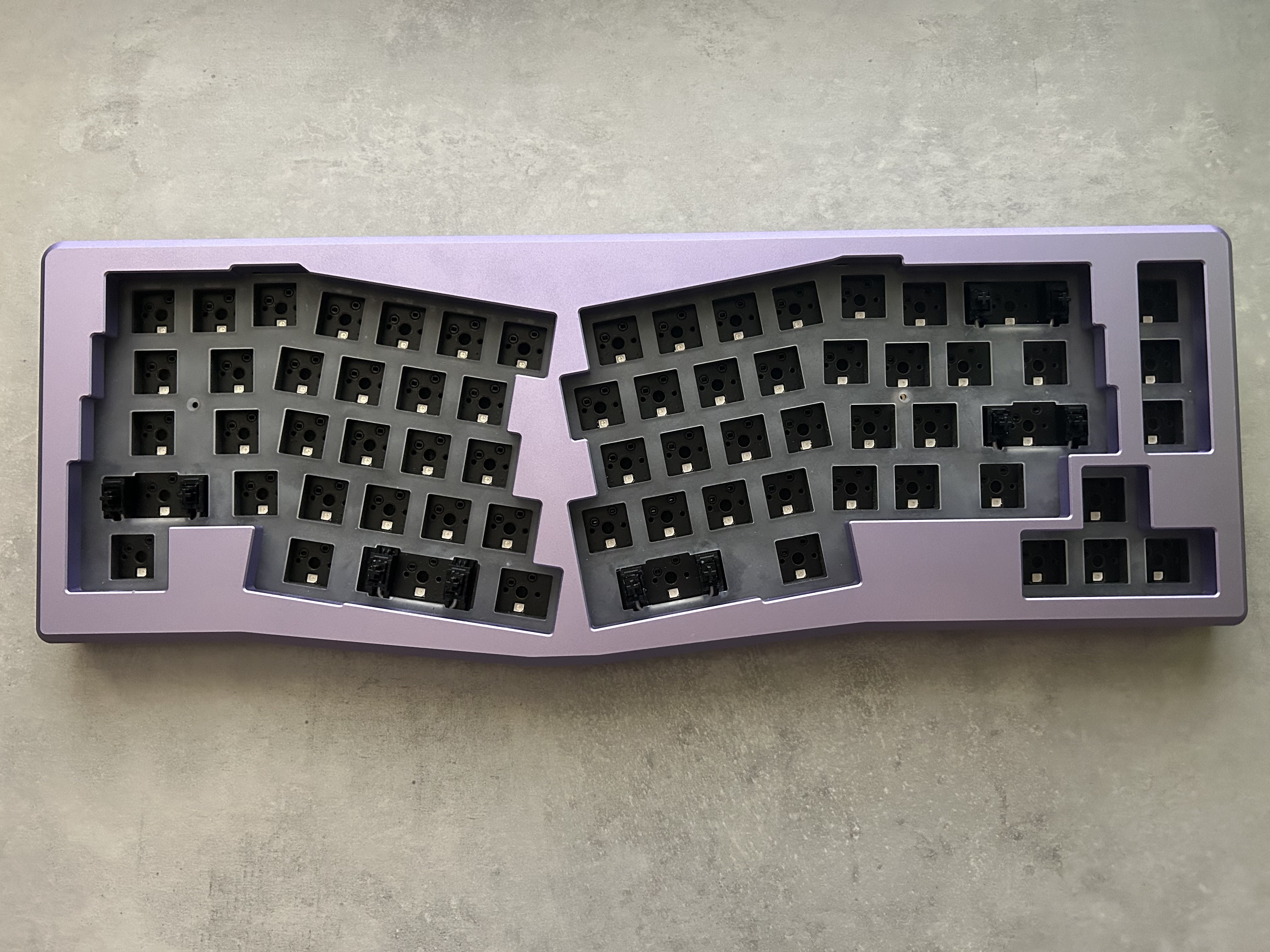 Violet Maja v2 (Used)