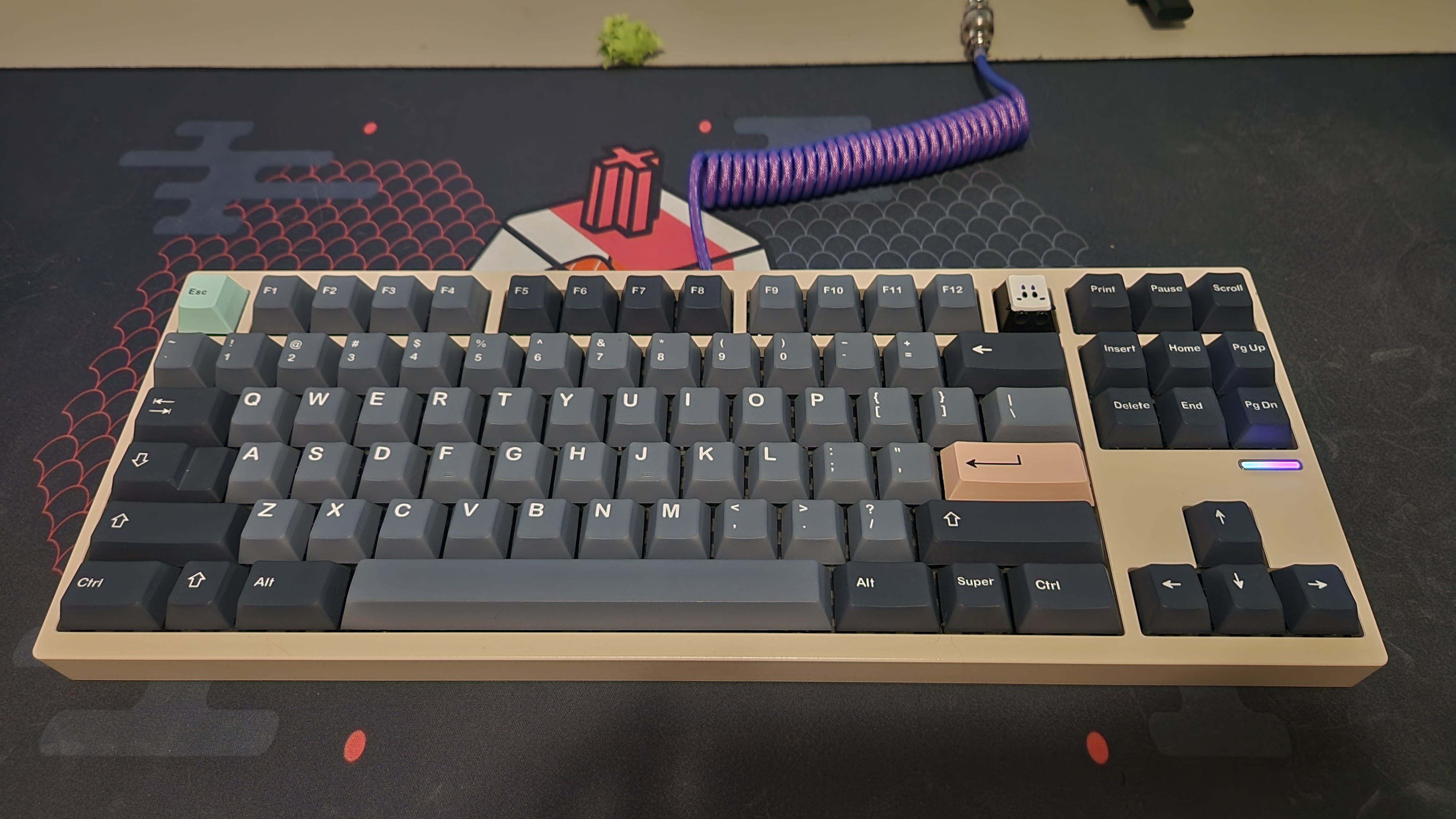 QwertyKeys QK80 WK / E-Milky White [Barebones]