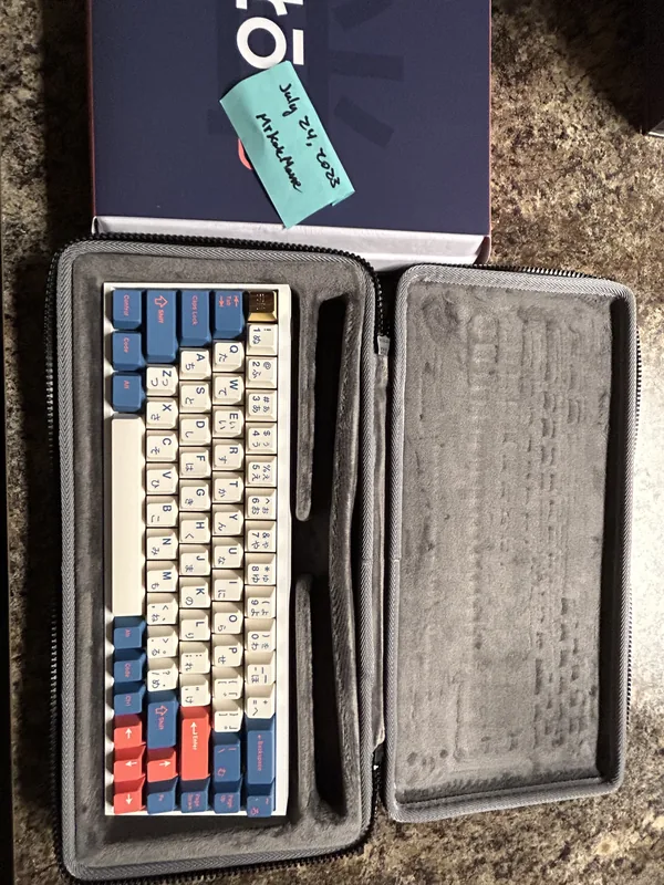 Tofu65 & GMK Bento R2 + Artisan