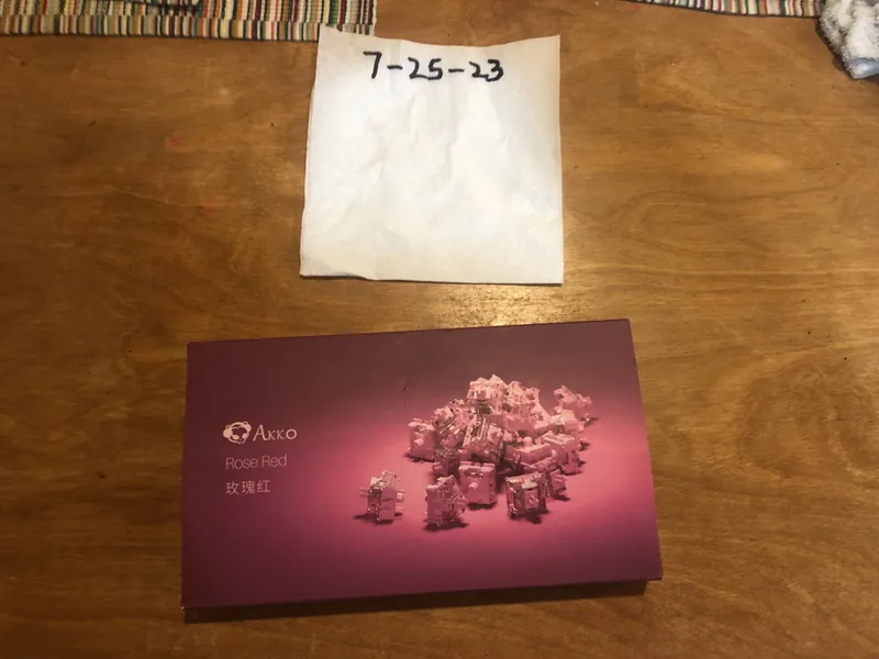 Akko CS Rose Red Lubed (83)