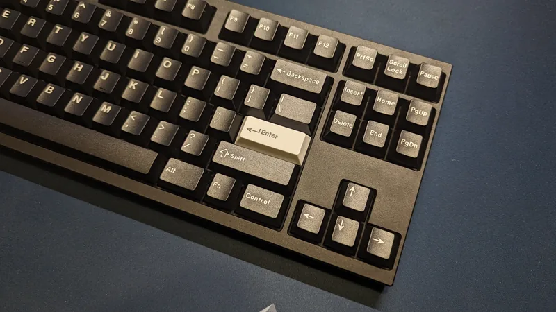 Maker Keyboards Milan TKL black