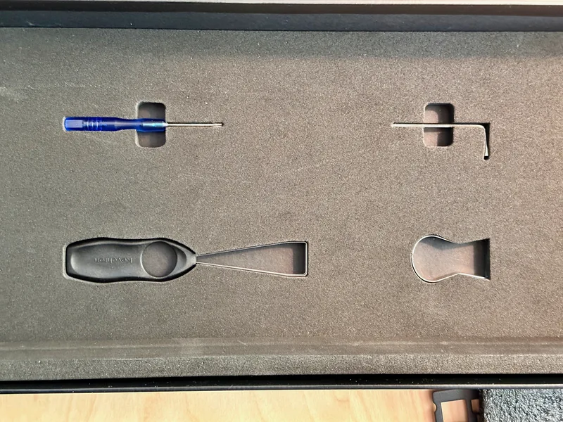 Keychron Q6 (Full Size 100%, Knob, Silver Grey, FR4 Plate, Modded)