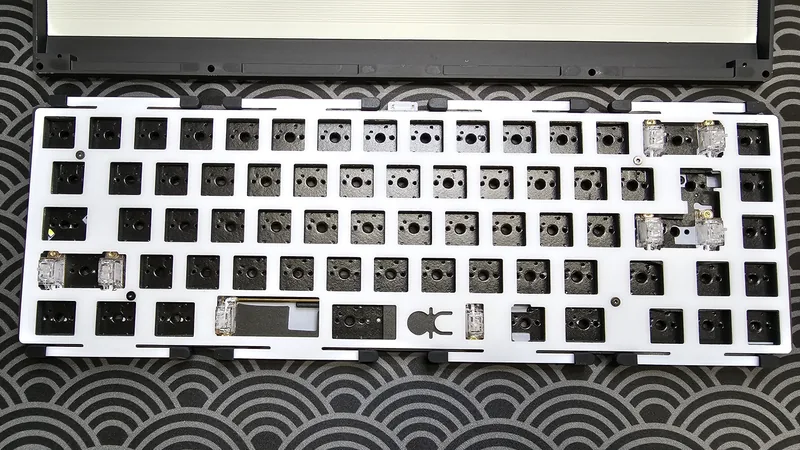 QK65 R2 Lilac/White - Fully Built