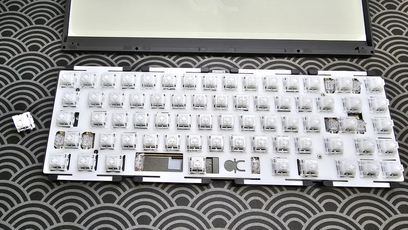 QK65 R2 Lilac/White - Fully Built