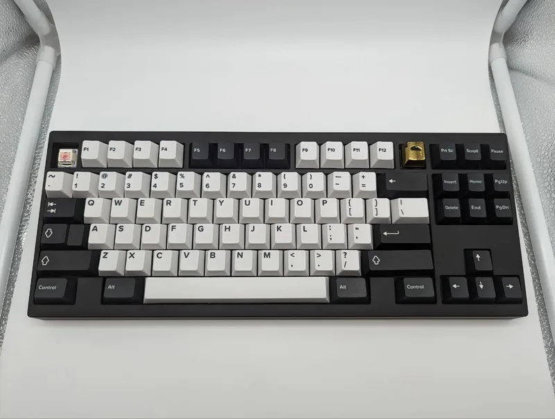 Black WKL Shelby 80 TKL with IFK Polish