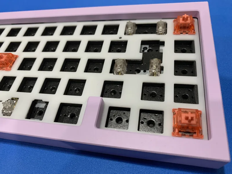 QK65 R2 Lilac & White