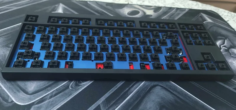 Keycult No.2 TKL Black&Blue Waves