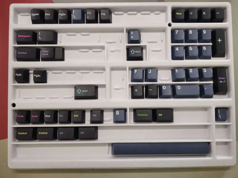 GMK Dracula V2.0 Base Kit