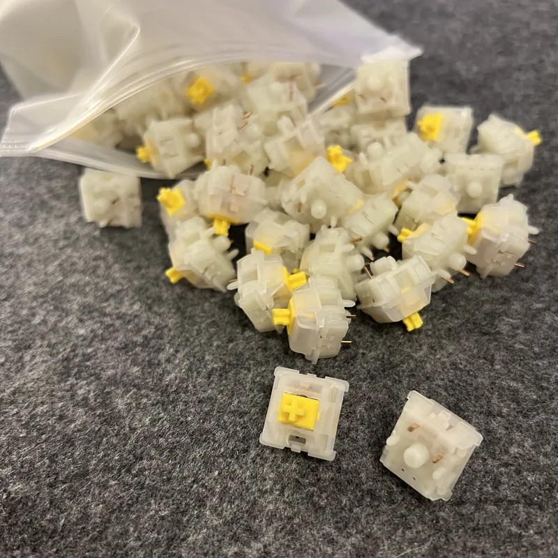 Gateron Milky Yellow Pros x105 (Lubed)