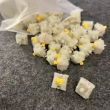 Gateron Milky Yellow Pros x105 (Lubed)