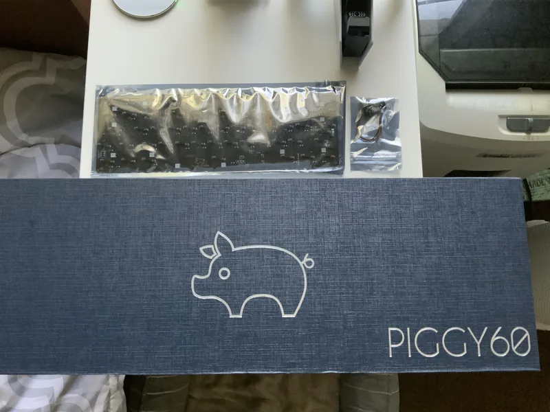 Fully Built Piggy60 keyboard plus extras