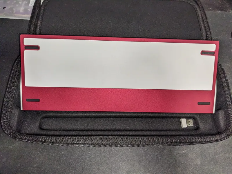 【QK60-WK】Ice White / Burgundy  Assembled