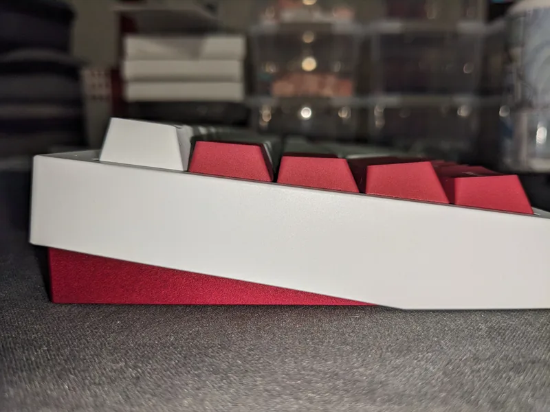 【QK60-WK】Ice White / Burgundy  Assembled