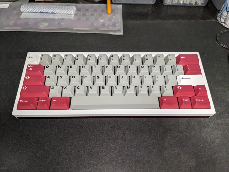 【QK60-WK】Ice White / Burgundy  Assembled