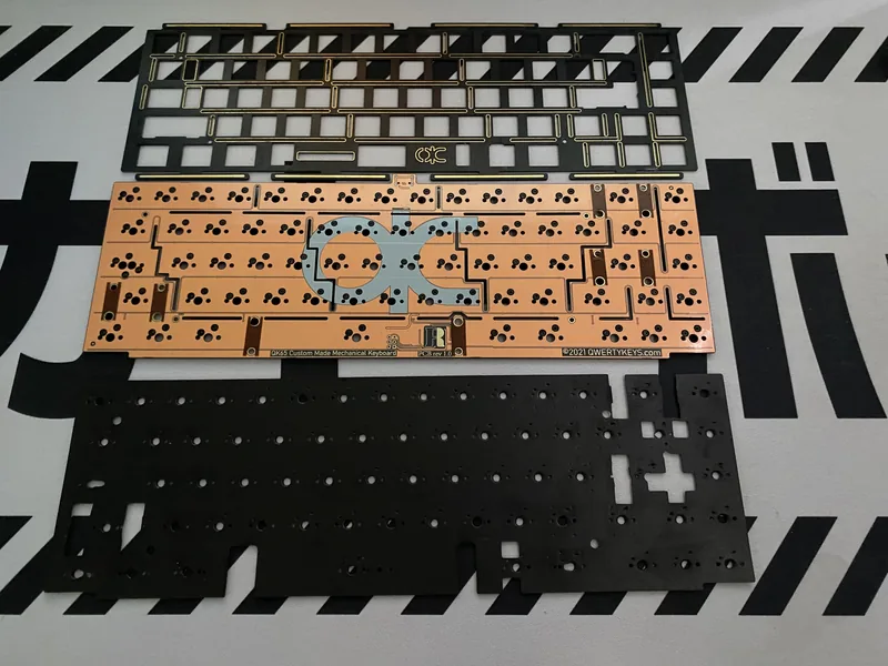 Owlabs QK65 R1 Black Golden