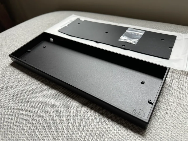 Freebird60 case and dampening pad