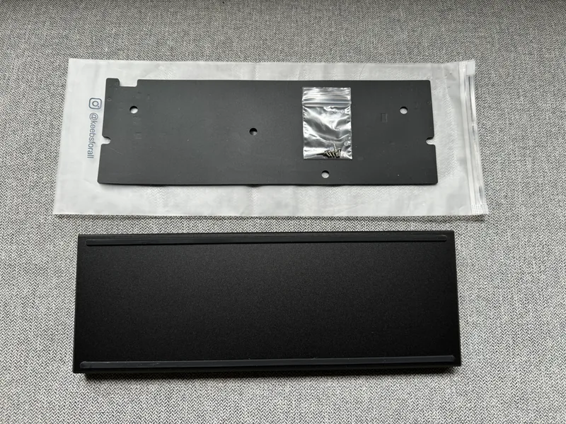 Freebird60 case and dampening pad