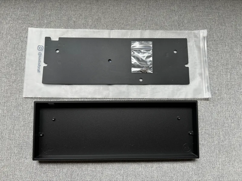 Freebird60 case and dampening pad