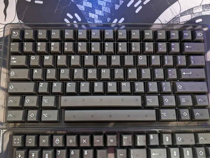 PBTFans Neon w/Green Accents