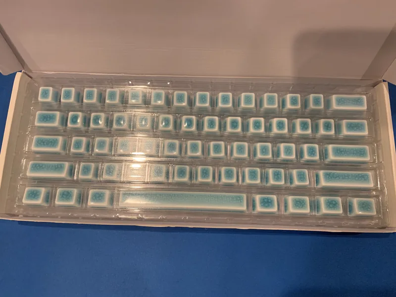 Cerakey V1 Blue Crazed Keycaps - Blank