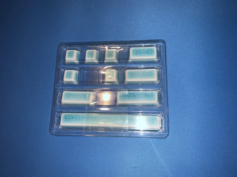 Cerakey V1 Blue Crazed Keycaps - Blank