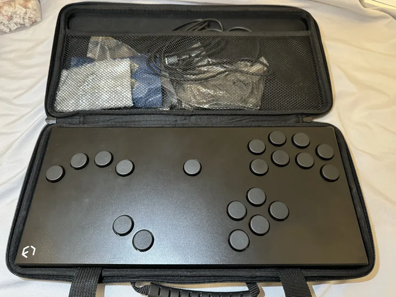 Frame 1 Heavy Controller Black