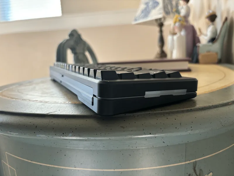 Space 65 R3 w/ GMK Black on White