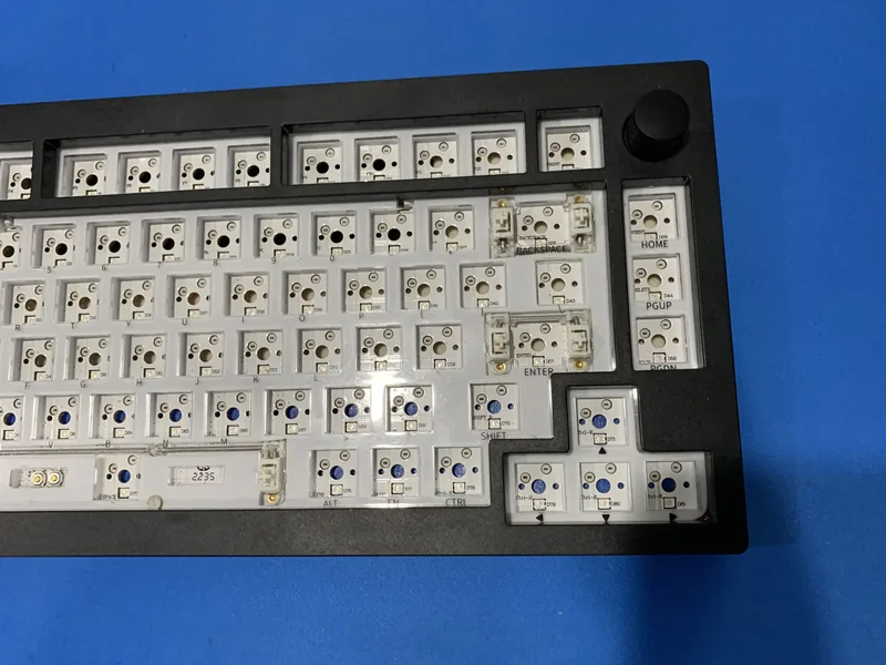 James Donkey A3 - Black/Orange