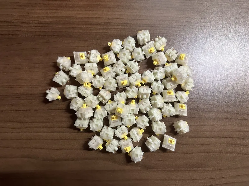70x L/F Gateron Milky Yellows