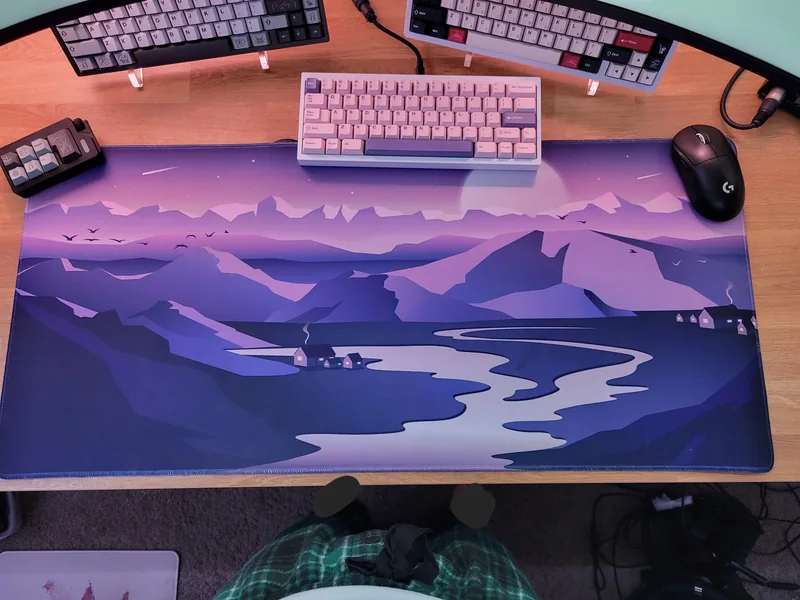 Bayanbulak Grassland Deskmat