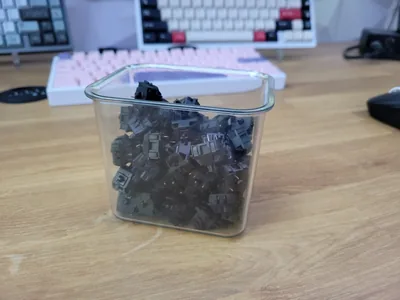 x70 Cherry MX Blacks 
