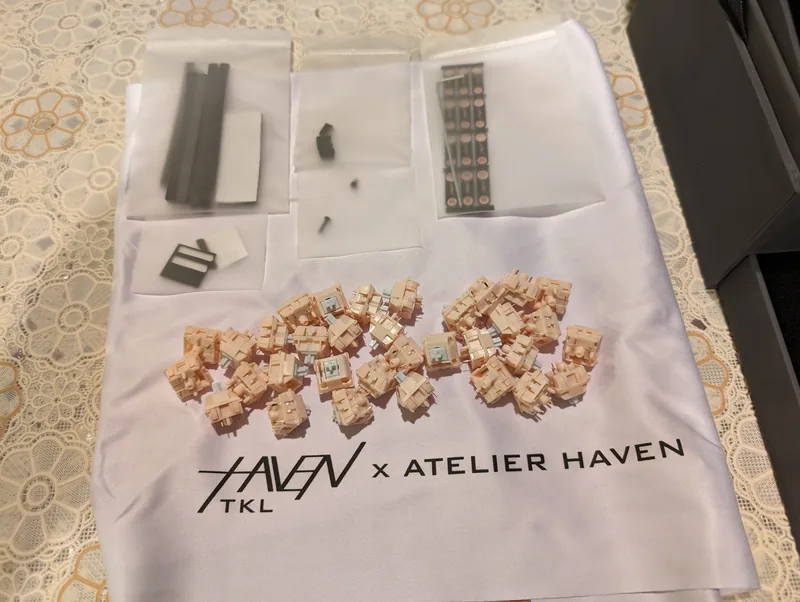 Haven65 (E-White + Silver PVD SS Weight) + Flower Shadow Switches (x100) + Lubed TX AP Stabs Value Bundle!