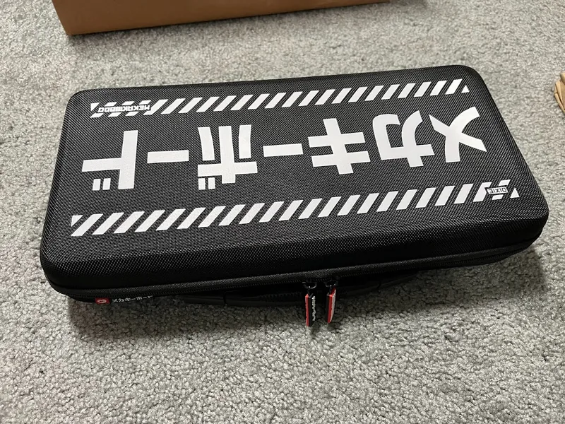 Omnitype Bauer 2 Commission Cobalt/Gold