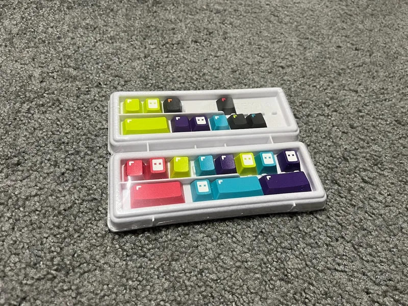 GMK Pixel Sealed Bundle