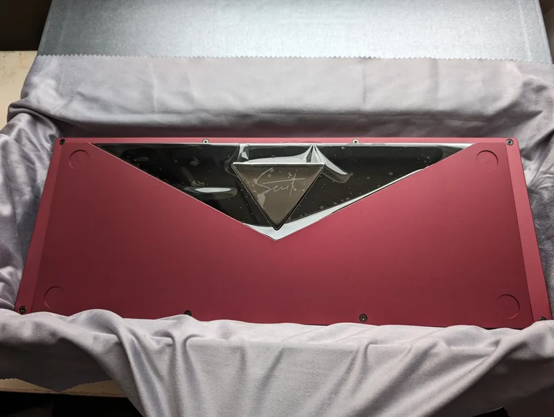 MR. SUIT R1 - Red WKL TKL (Brand New)