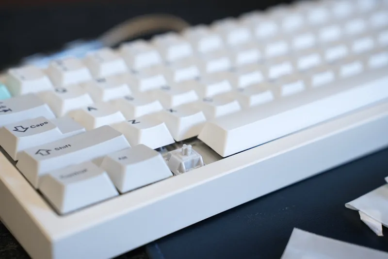 QK65 R2 White Mirror | New + Extras