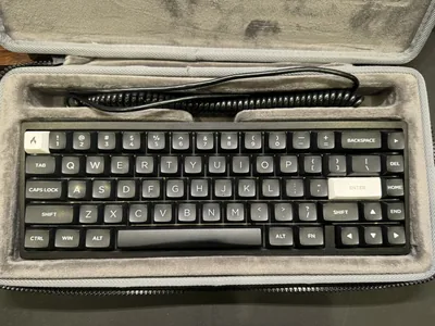 KBDFans 67 Lite w/ CXA Caps and Jwicks
