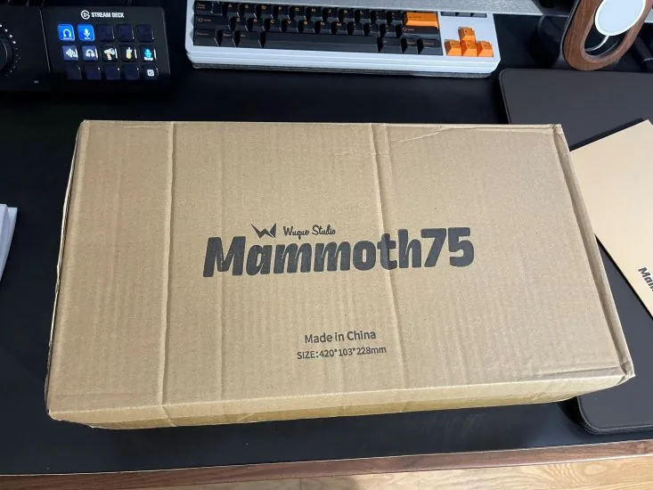Mammoth 75 E-White / Brass Mirror PVD