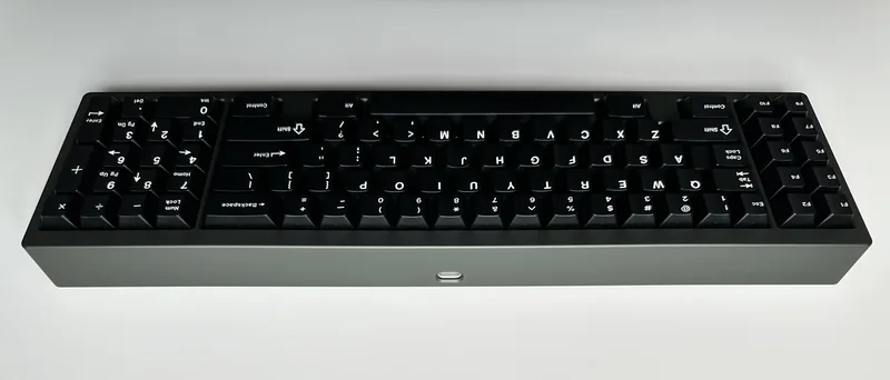 Geonworks W1-AT w/ cherry ultraglide