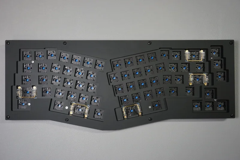 ARISU Keyboard - Matte Black - Assembled