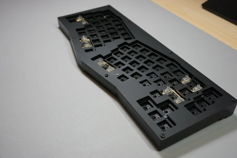 ARISU Keyboard - Matte Black - Assembled