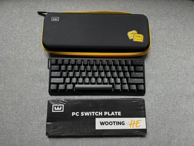 Wooting 60HE with travel case