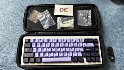 QK65 R1 E-White/Black