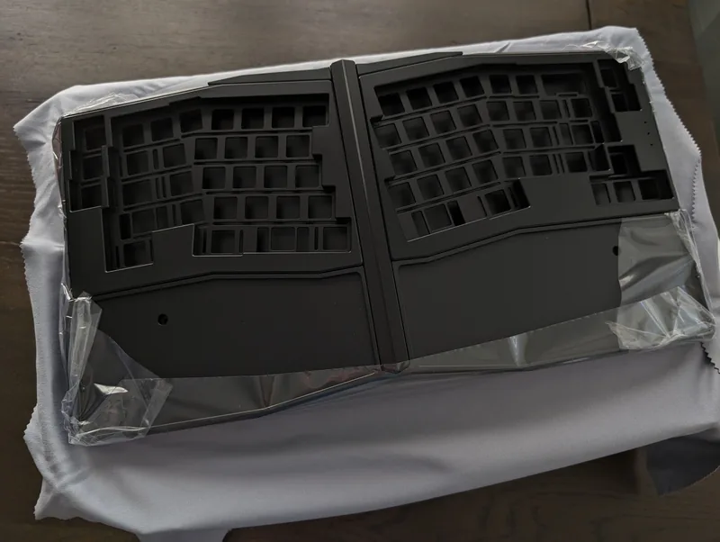 Mont Cervin Alice Ergo Keyboard New