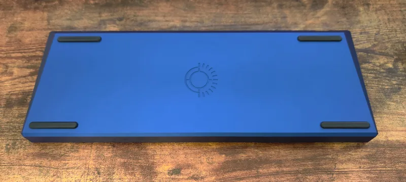 Salvation + extra PCB + 2 keycap set