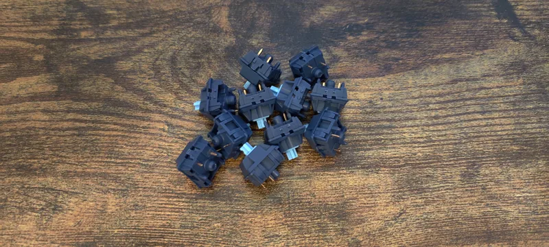 Salvation + extra PCB + 2 keycap set