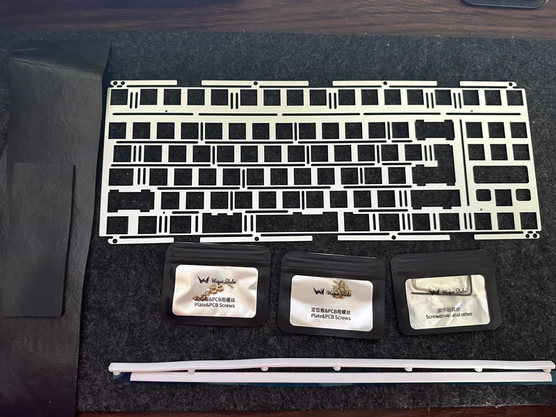 Zoom TKL Sugarplum Bundle