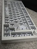 Gmmk Pro White Ice + PC Plate