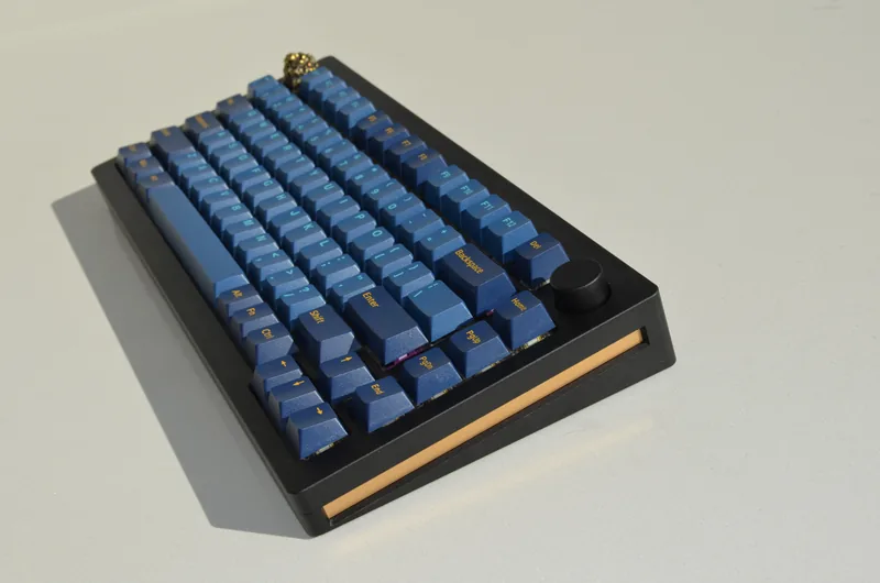 75 wireless RGB Word Of Warcraft Edition