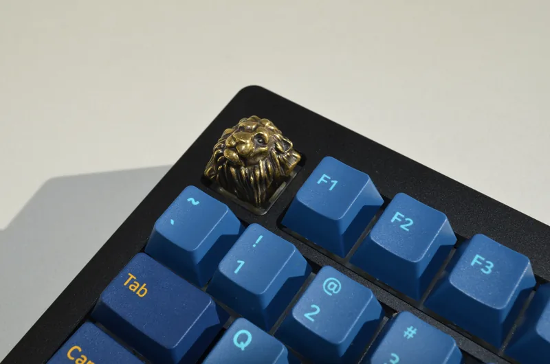 75 wireless RGB Word Of Warcraft Edition